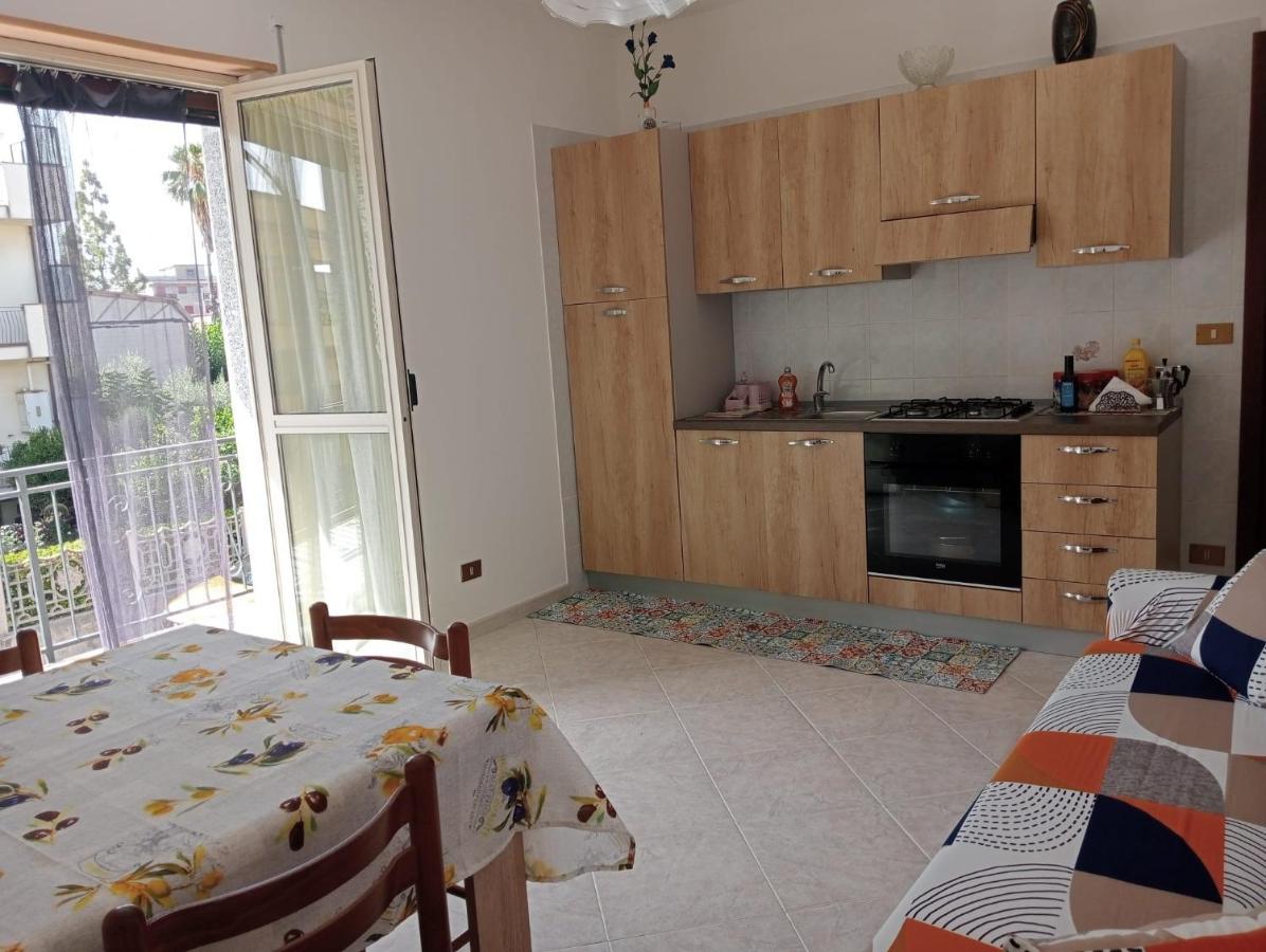 Ferienwohnung Casa Lulu Due Minuti Dal Mare Ardore Marina Exterior foto